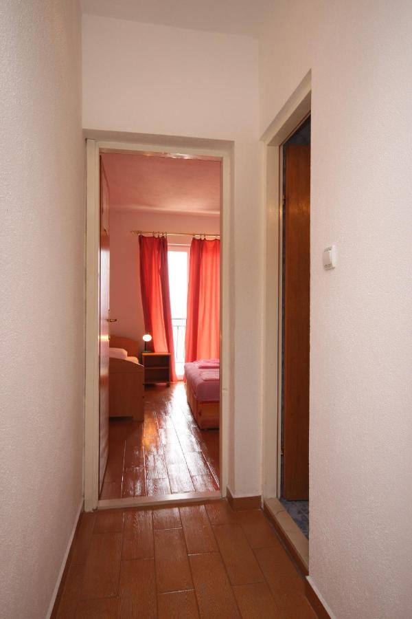 Apartments With A Parking Space Zivogosce - Porat, Makarska - 6700 Ігране Екстер'єр фото